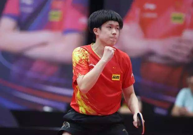 场上捍卫胜 场上捍卫胜