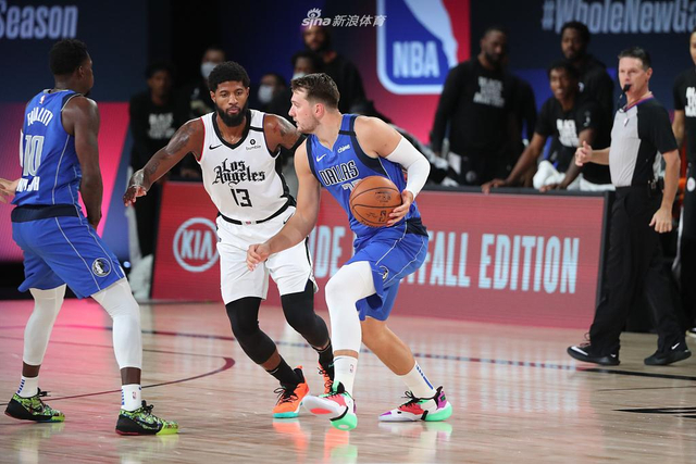 赢得更加辉 赢得更加辉