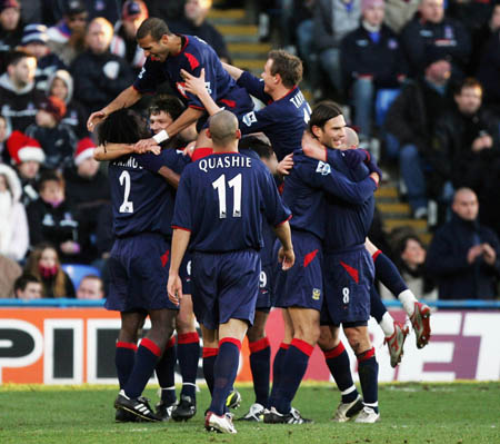 将纪念与致 将纪念与致